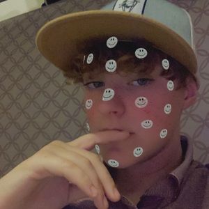 Meet your Posher, Kiti